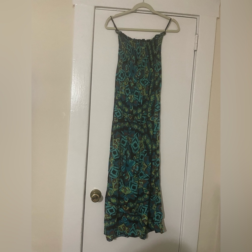 NY‎ Invasion Green strapless maxi dress size small